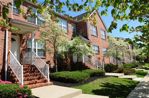 The average rent for a studio <b>apartment</b> in <b>Metuchen</b>, NJ is $1,928 per month. . Metuchen apartments